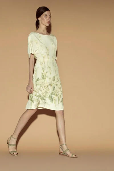Look 32